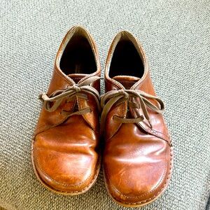 Patagonia men’s leather shoes